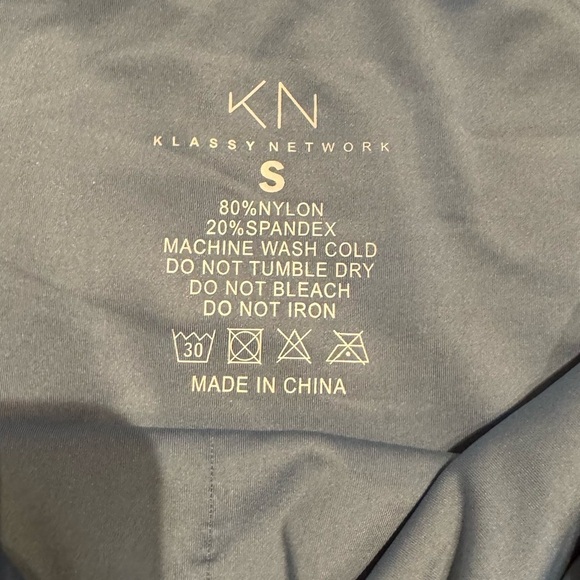 Klassy Network Scoop Neck Tank Bodysuit Size Small, Blue. NWT - Picture 4 of 8